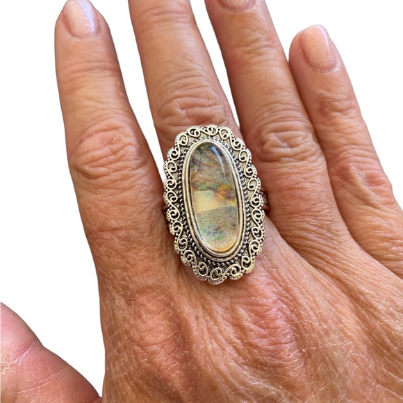 Vintage Antique Style Silver and Earthtones Stone Ring - Picture 3 of 5